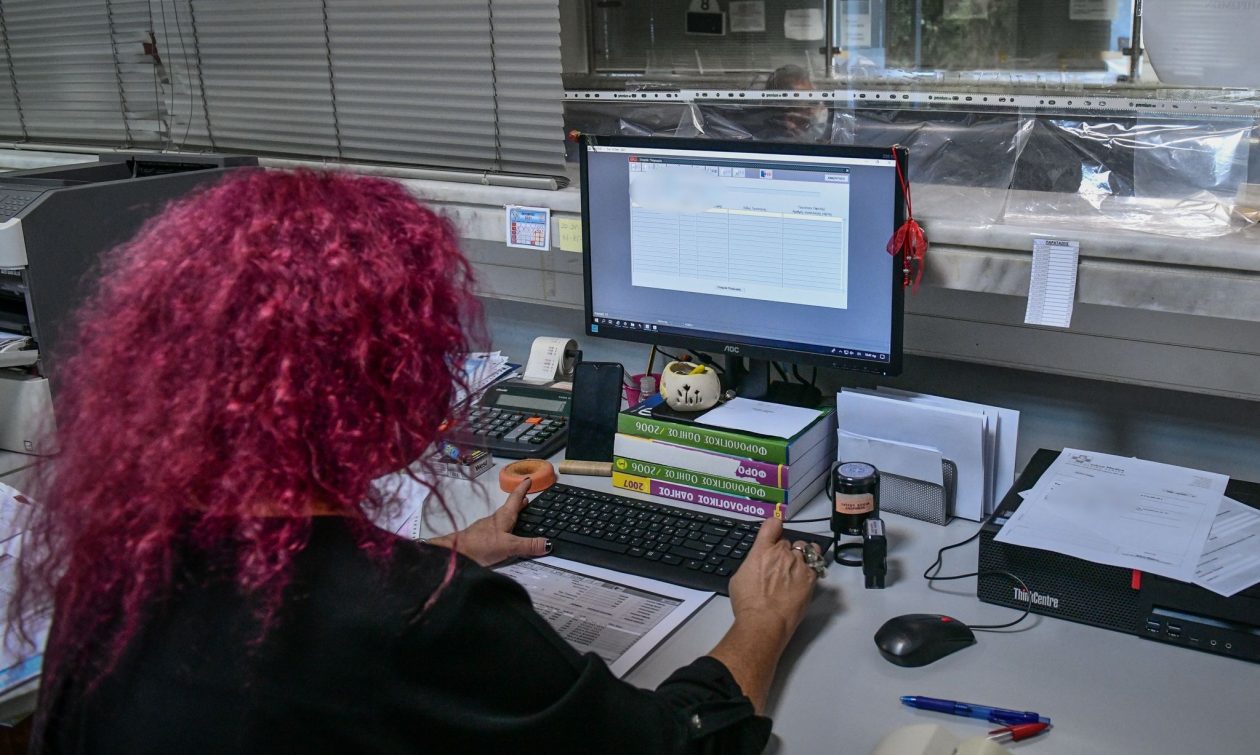 Συντάξεις Μαρτίου 2025: Πότε πάνε στο ταμείο οι δικαιούχοι