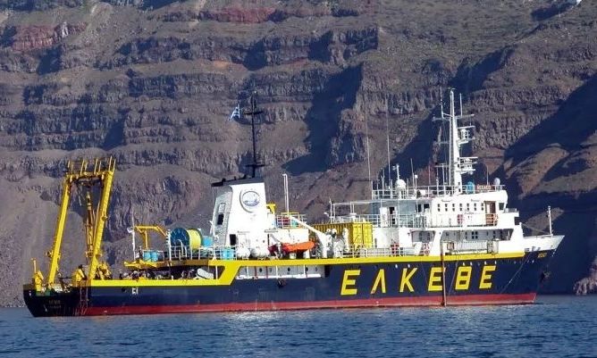 Συνεχίζονται οι έρευνες του ωκεανογραφικού σκάφους «Αιγαίο» στην περιοχή Σαντορίνης – Αμοργού