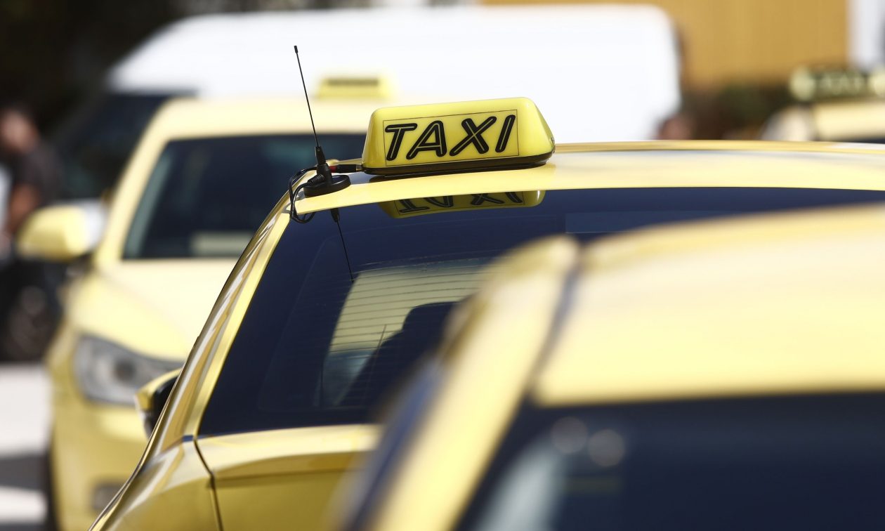 Χωρίς ταξί η Αθήνα για 24 ώρες – Πότε «σηκώνουν» χειρόφρενο οι οδηγοί