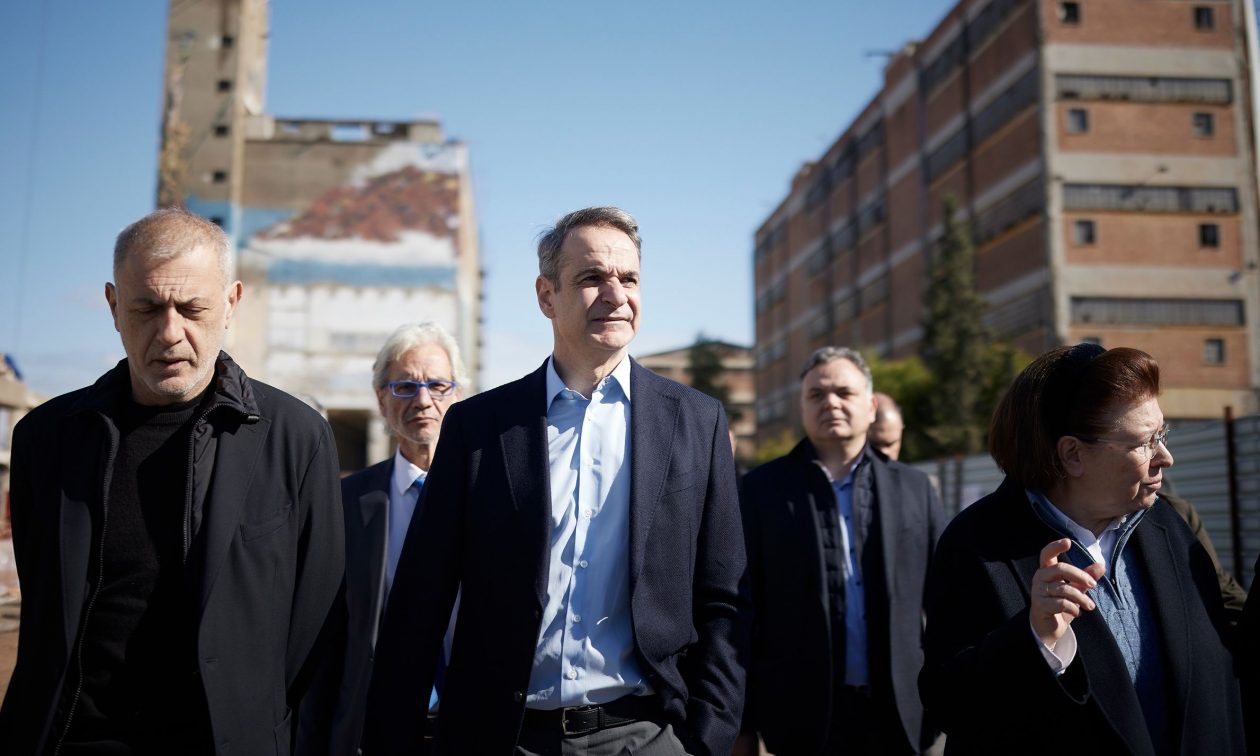 Μητσοτάκης: «Αλλάζει όψη ο Πειραιάς» – Στα εργοτάξια του νέου δικαστικού μεγάρου