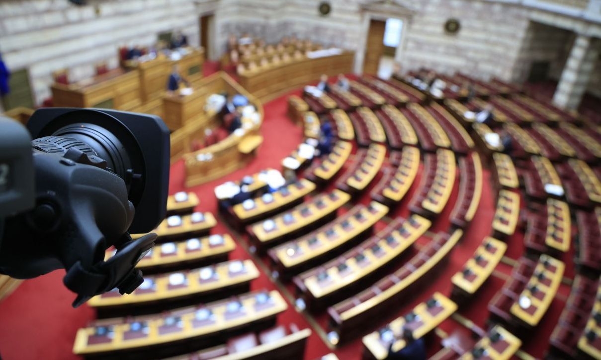 Τέμπη: Το ΠΑΣΟΚ φέρνει στην Ολομέλεια της Βουλής πρόταση για προανακριτική – Η ημερομηνία