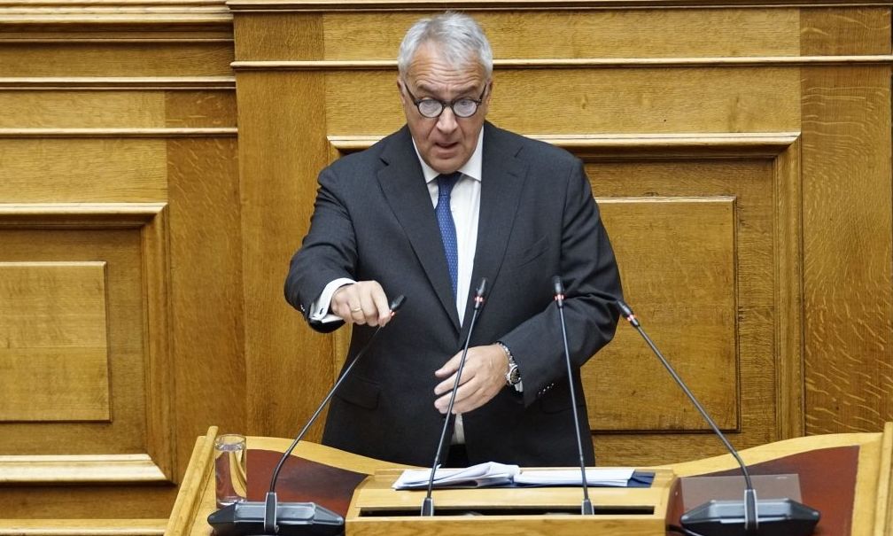 Ξέσπασε ο Βορίδης στη Βουλή για τον θάνατο Καλογήρου – «Άθλια ρητορική»