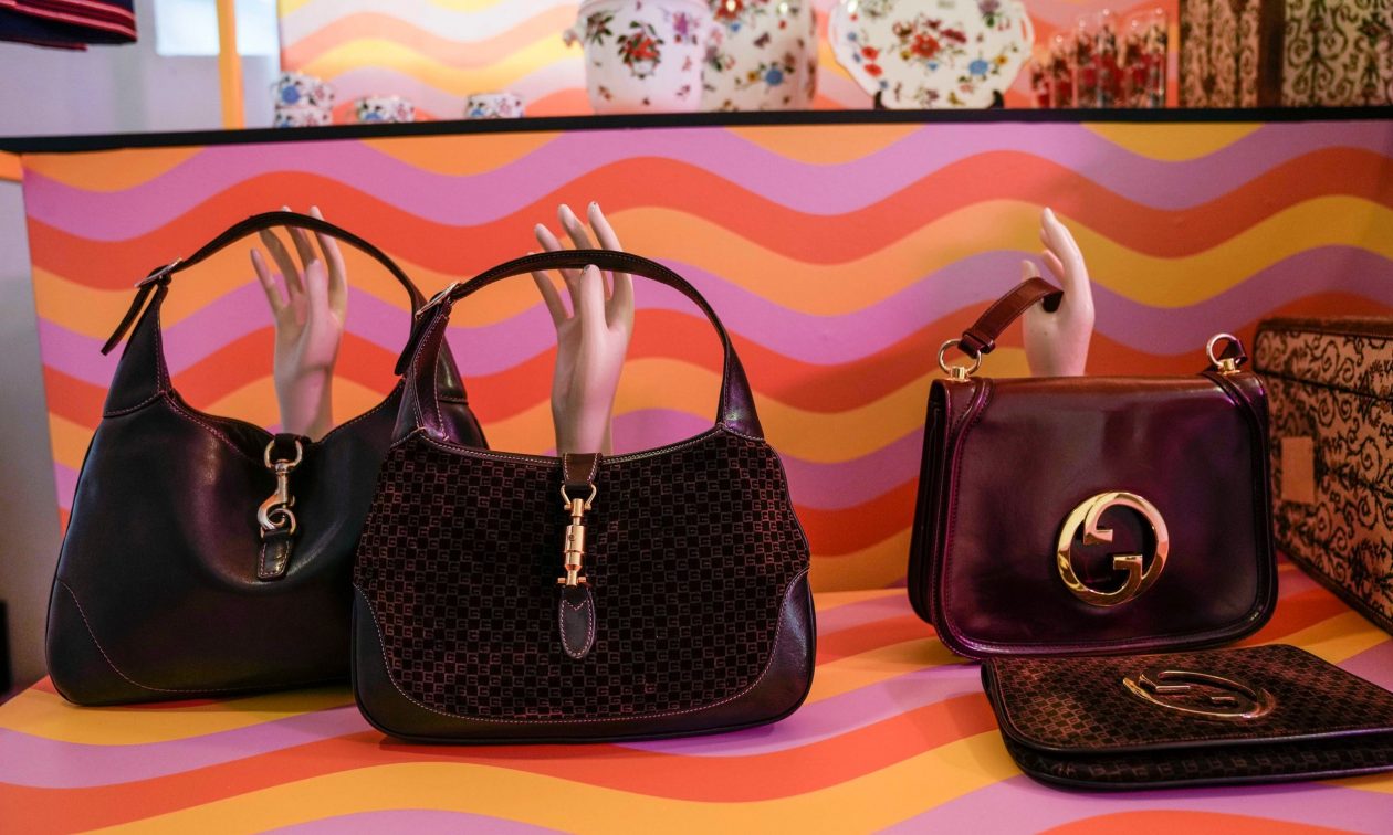 Επιστρέφει στη Ρωσία η Gucci – Οι κινήσεις για την κατοχύρωση του σήματος