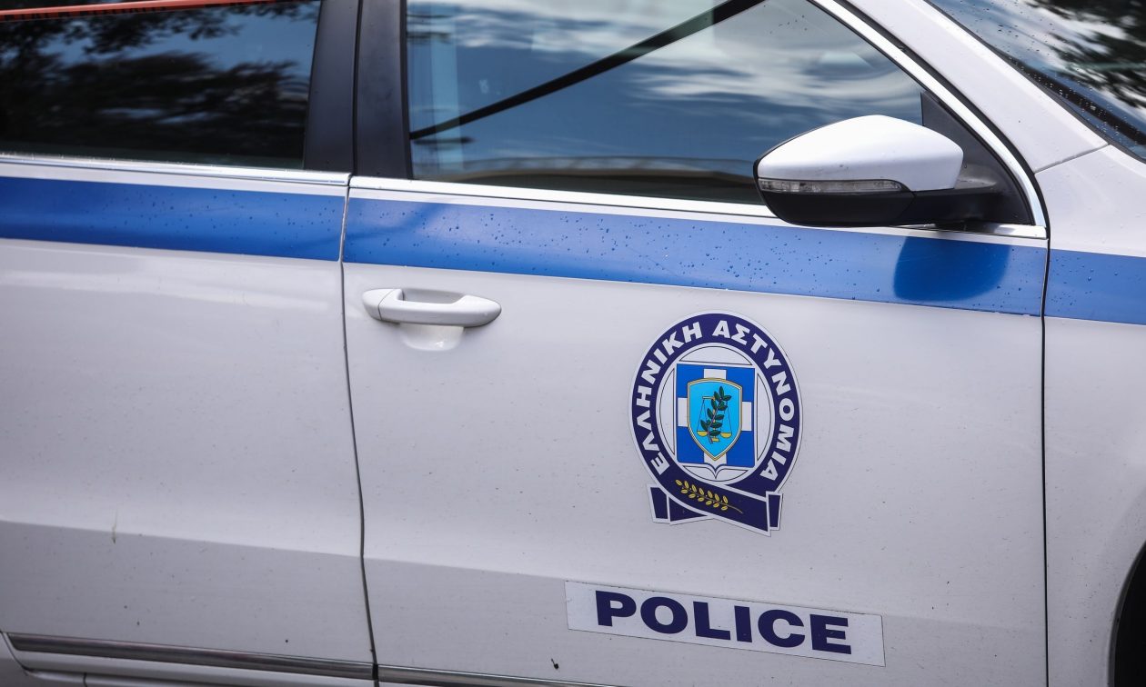 Αχαρνές: Συνελήφθη 60χρονη φυγόποινη – Εξέδιδε γυναίκα σε οίκους ανοχής