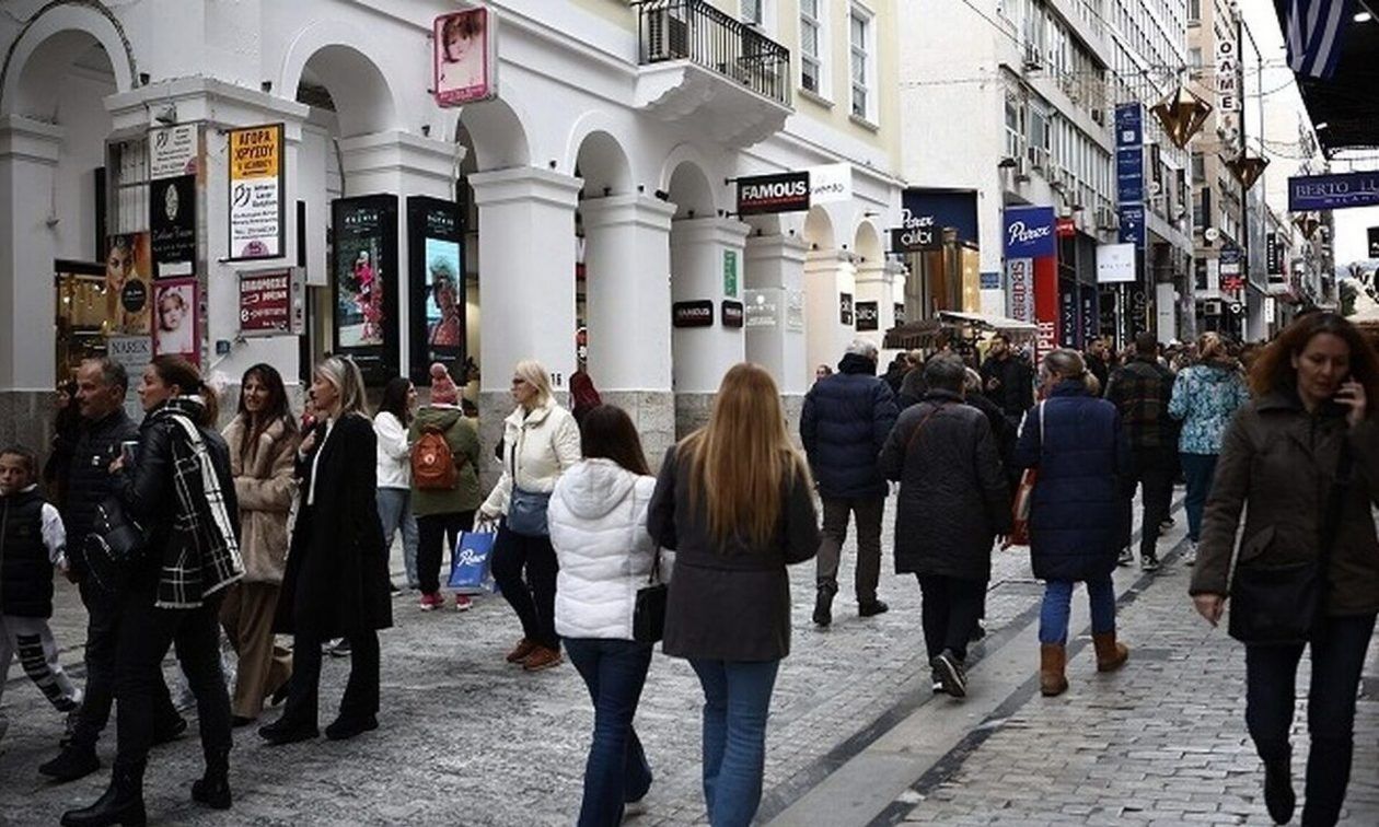 Αυξήσεις 8% σε 200.000 εργαζόμενους – Ποιοι οι δικαιούχοι