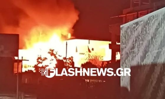 Χανιά: Μεγάλη φωτιά στην Παρηγοριά – Καίγεται κτίριο (pics)