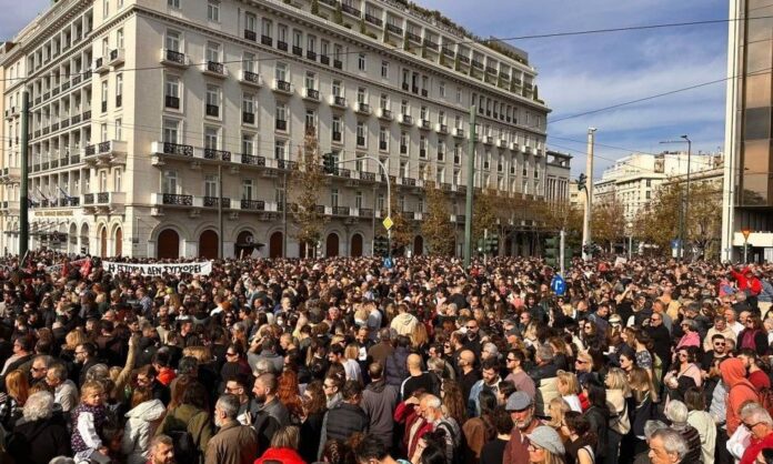 1628816-tempi-syntagma.jpg