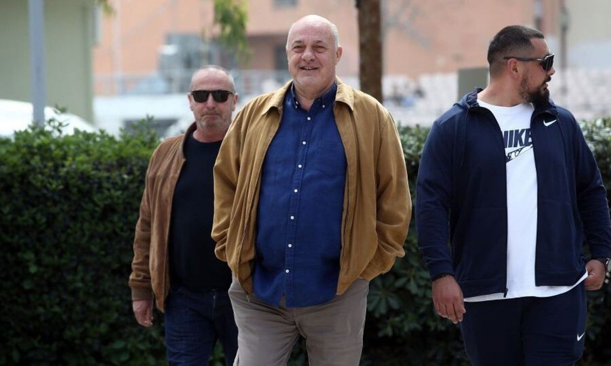 Μπέος για Τέμπη και Ουκρανικό: «Αφήστε τον λαό να εκφραστεί ελεύθερα – Ηθοποιός ο Ζελένσκι»