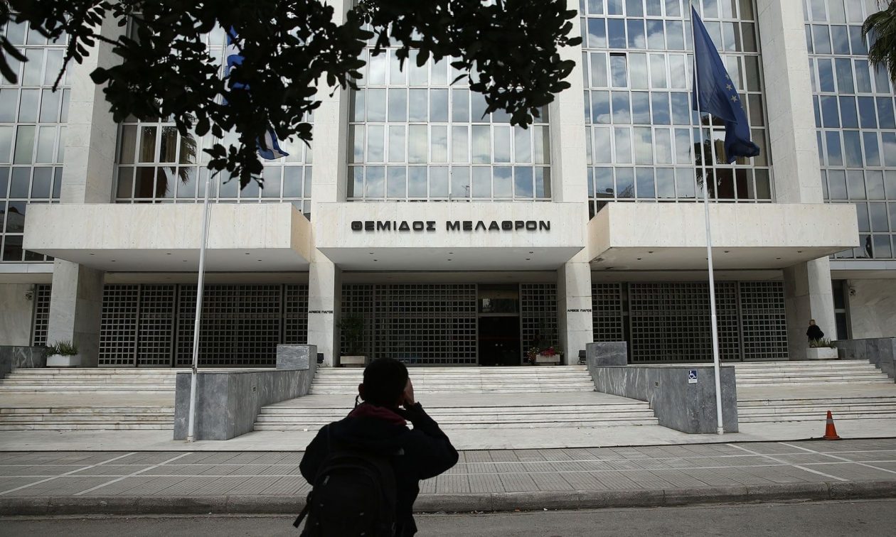 Τέμπη: Προθεσμία να απολογηθεί έλαβε η διευθύντρια σιδηροδρομικών μεταφορών