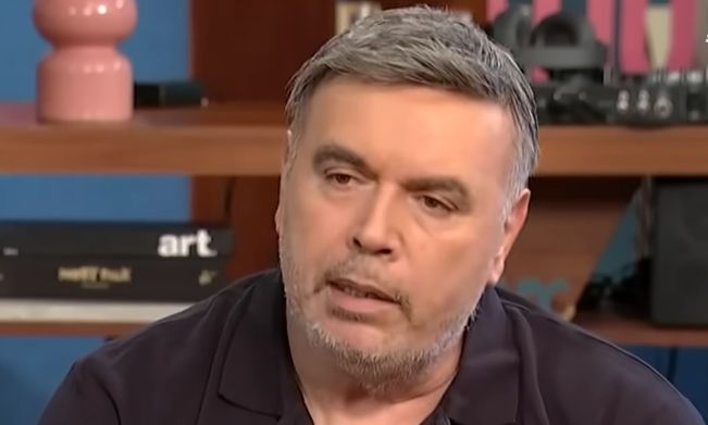 Μανώλης Λιδάκης: «Έπεσε για ύπνο και δεν ξύπνησε ξανά» – Θρήνος για τον αγαπημένο τραγουδιστή