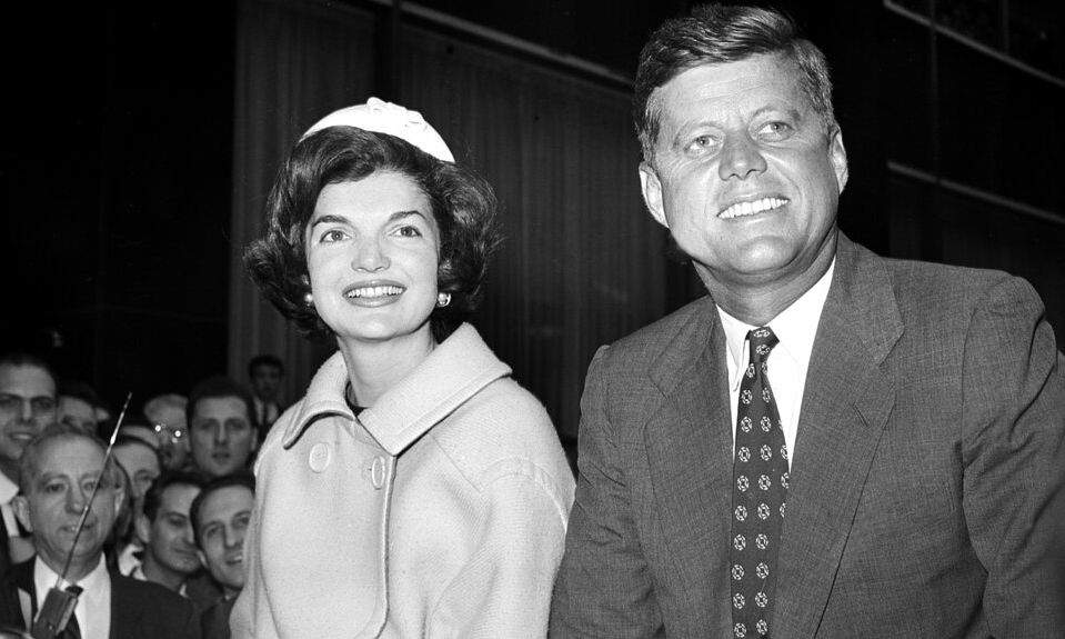 Αποκάλυψη – βόμβα για τον JFK: Ο άνδρας πίσω από τον μύθο ήταν τοξικομανής, άρρωστος και εθισμένος