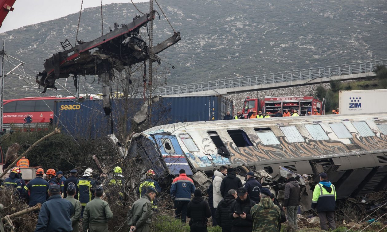 Πόρισμα για τα Τέμπη – Παρέμβαση πατέρα θύματος: «Ενδεχομένως να πέφτετε έξω σε αυτή την εκτίμηση»