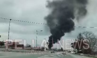 Πέλλα: Παρανάλωμα 4 φορτηγά στα Γιαννιτσά – Βίντεο