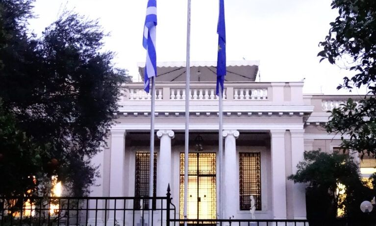 Κυβερνητικές πηγές: Γιατι δεν συμμετείχε η Ελλάδα στη Σύνοδο του Λονδίνου