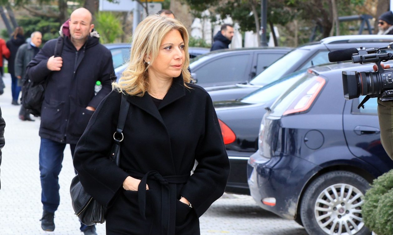 Μαρία Καρυστιανού: «Τα δακρυγόνα σε μια ειρηνική συγκέντρωση δεν είναι Δημοκρατία κύριε Πρωθυπουργέ»