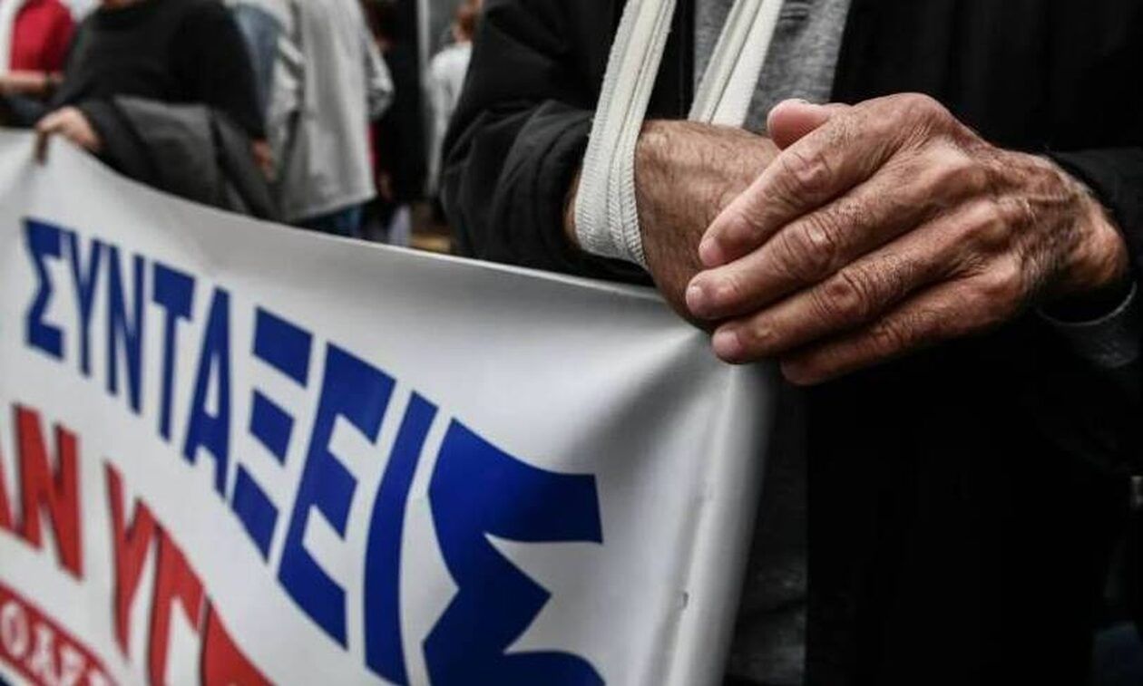 Σύνταξη στα 62 χρόνια: Ποιοι είναι οι… προνομιούχοι – Τι ισχύει, οι κατηγορίες