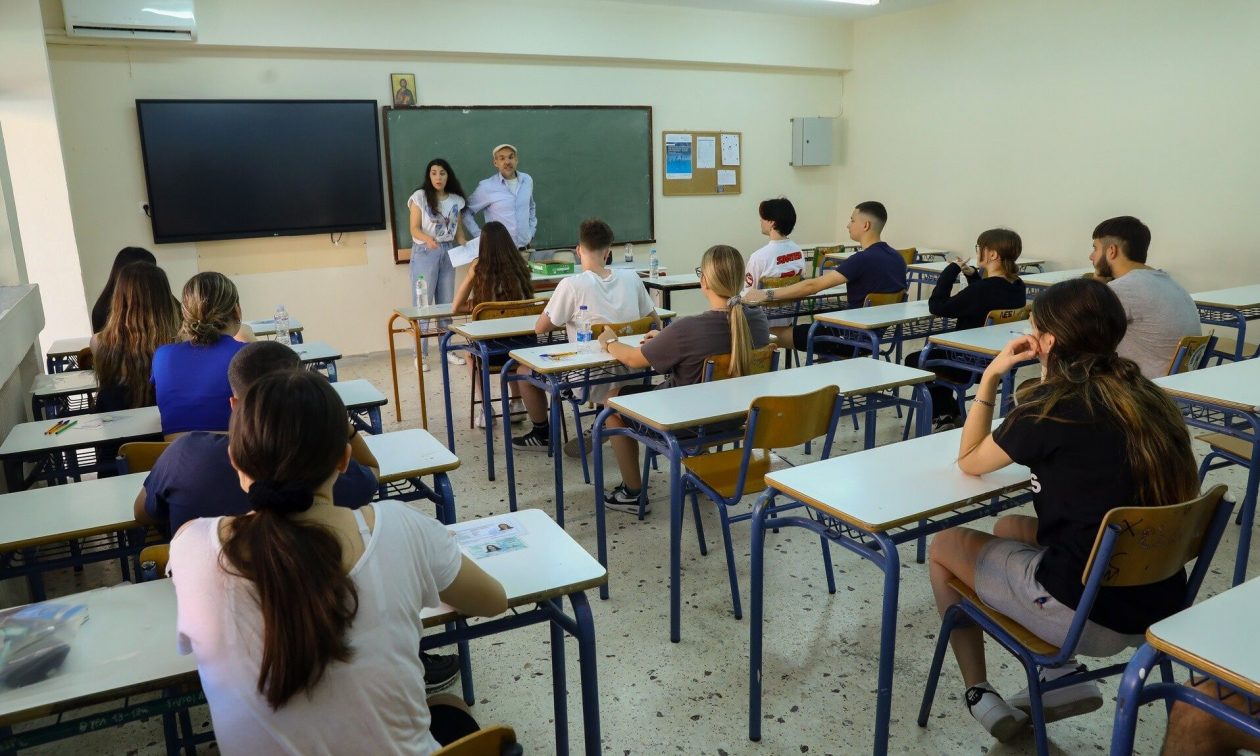 Πυροσβεστική: Η προκήρυξη για τις Σχολές Αξιωματικών και Πυροσβεστών με πανελλαδικές