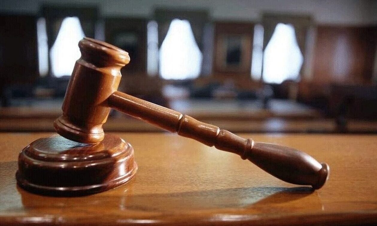 Σέρρες: Κακουργηματική δίωξη στον 55χρονο που περιέλουσε την 37χρονη σύζυγό του με εύφλεκτο υγρό