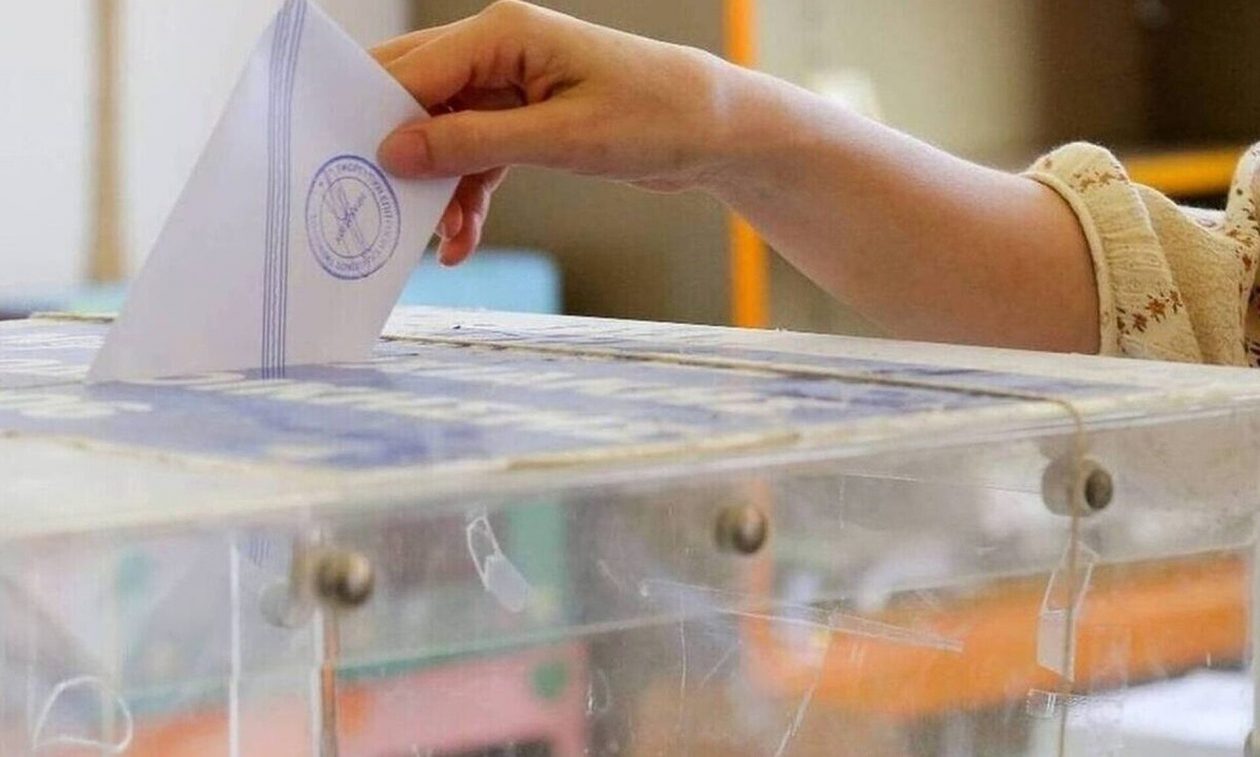 Δημοσκόπηση GPO: Πρώτο κόμμα η ΝΔ παρά τη μεγάλη πτώση – Τα δύο κόμματα που… ανέβηκαν