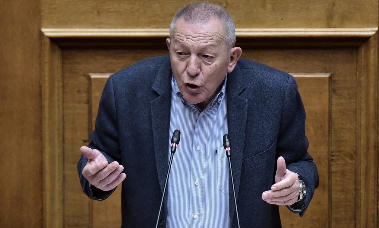 Καταγγελία Παφίλη «για την επίθεση των ΜΑΤ στη διαδήλωση στο Σύνταγμα