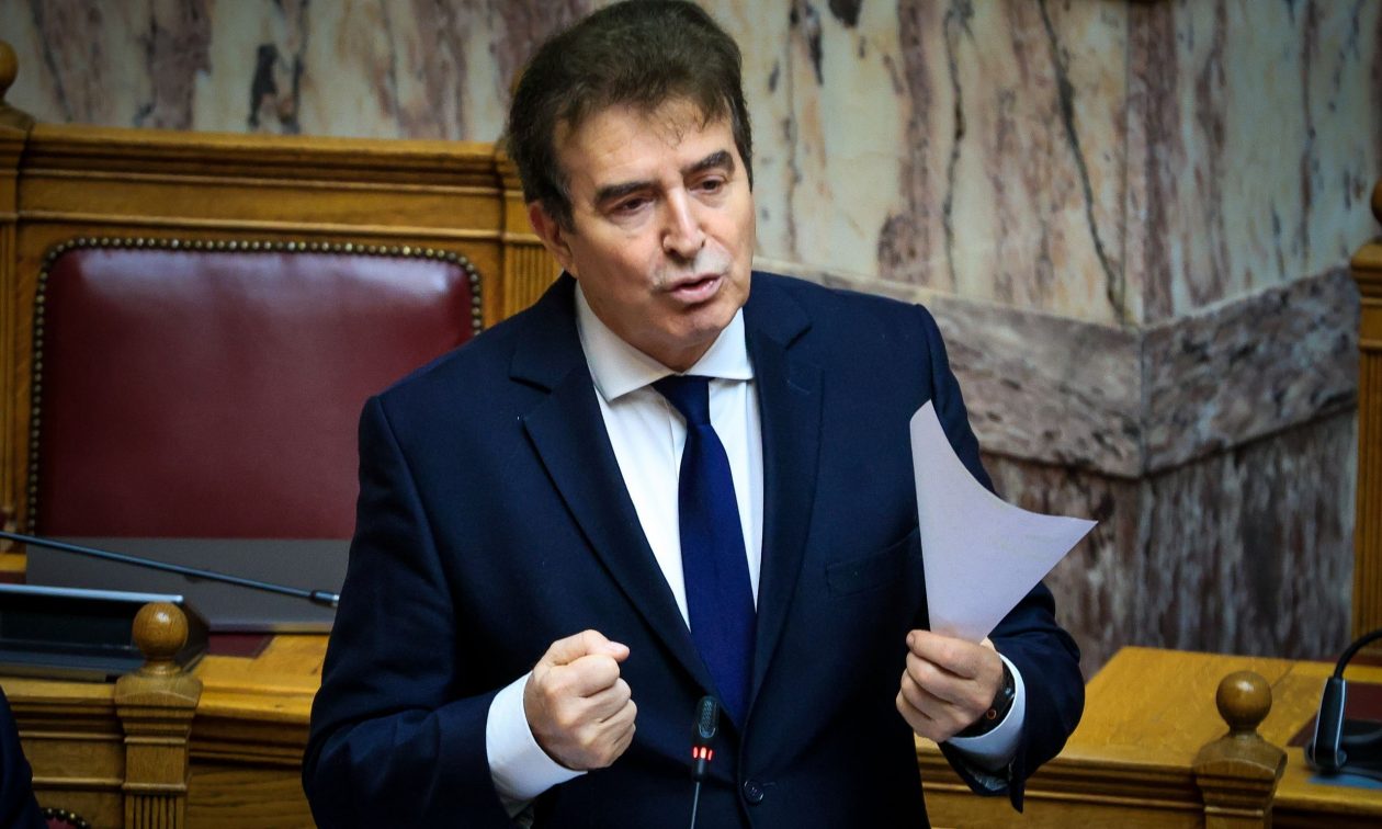 Βουλή – Χρυσοχοΐδης: «Η ασφάλεια είναι κοινωνικό αγαθό, ατομικό δικαίωμα, προϋπόθεση Δημοκρατίας»