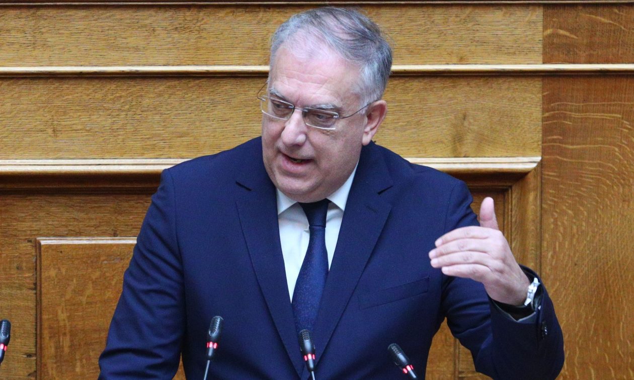 Θεοδωρικάκος: «Δεν συγκαλύπτουμε τίποτα γιατί δεν υπάρχει κάτι να συγκαλύψουμε»