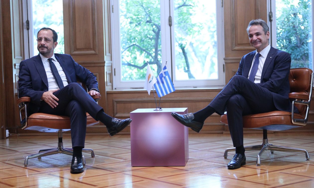 Ο Μητσοτάκης θα συναντηθεί το Σάββατο με τον Χριστοδουλίδη