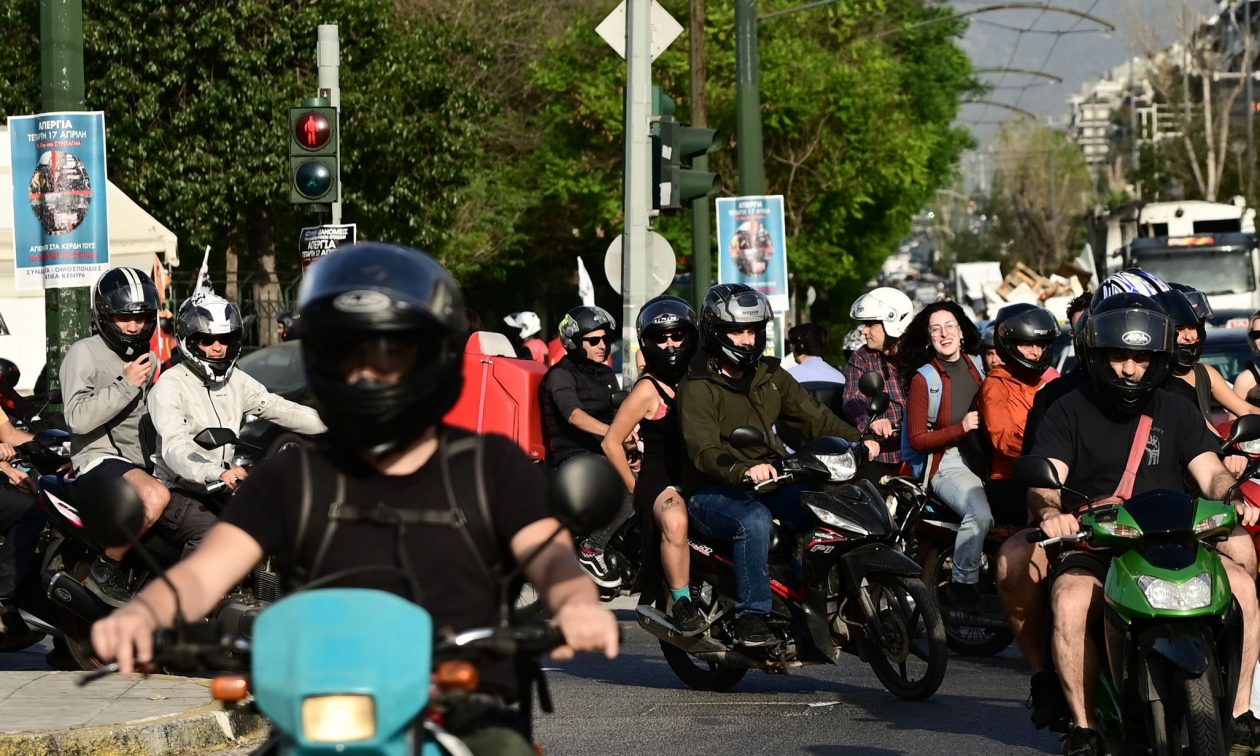 Συμβολική μοτοπορεία από Θεσσαλονίκη στα Τέμπη