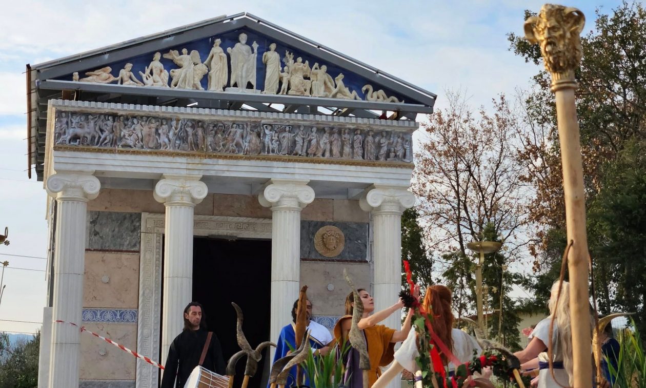Αρκαδία: Κατασκευάστηκε αρχαιοελληνικός ναός για πρώτη φορά μετά από 1.700 χρόνια