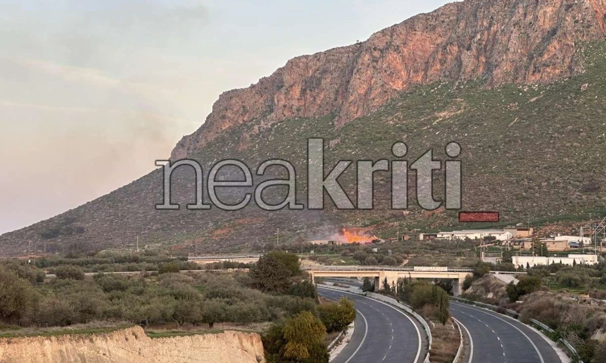 Φωτιά στην Κρήτη – Καίει στις Γούρνες