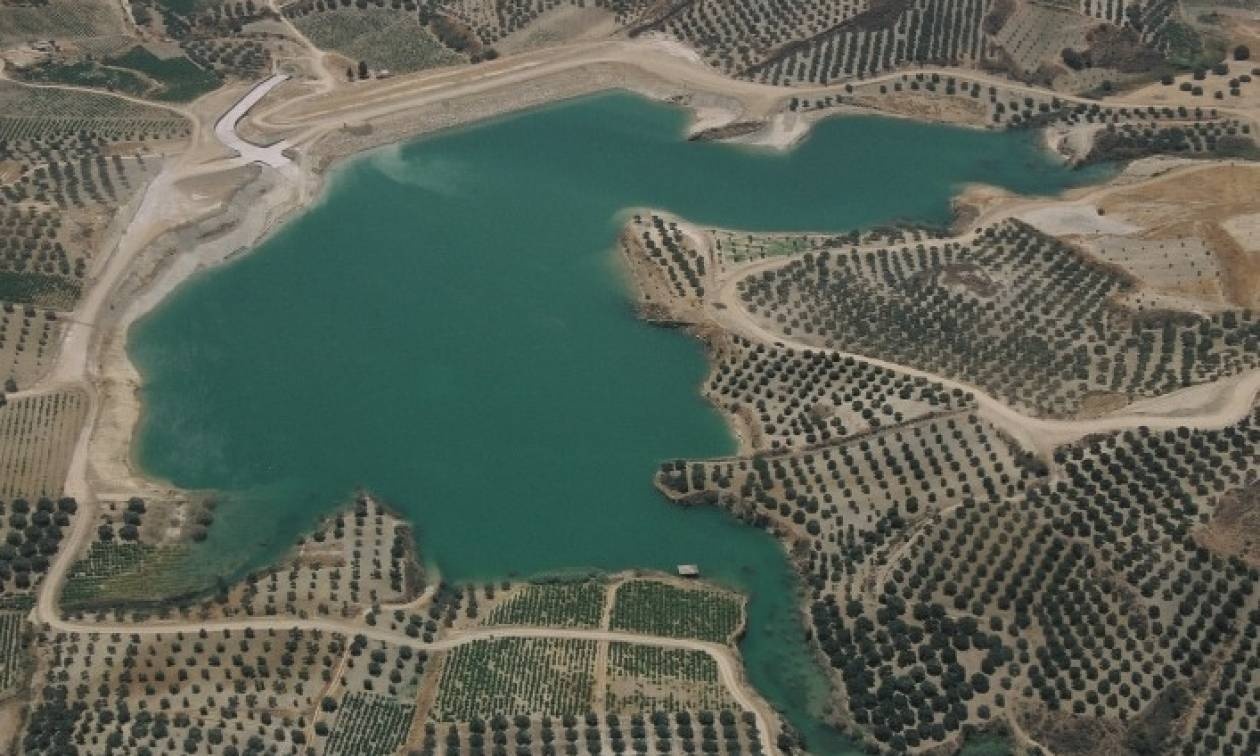Ηράκλειο: Τουλάχιστον μία εβδομάδα εκτός λειτουργίας το φράγμα Αποσελέμη