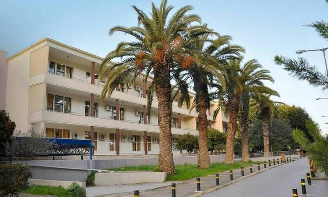 Σοβαρό τροχαίο στο Ρέθυμνο: Στη ΜΕΘ του Βενιζελείου νοσηλεύεται 27χρονος οδηγός μηχανής