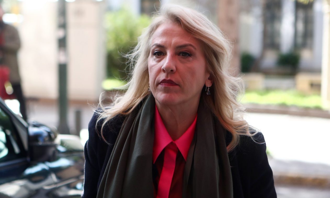 Μάτι – Ρένα Δούρου: «Επτά χρόνια προσπαθεί να μη γίνει συγκάλυψη στην υπόθεση», λέει ο δικηγόρος της