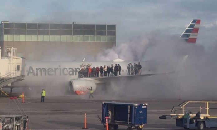 1634185-8391cfa0-denver-flight.jpg