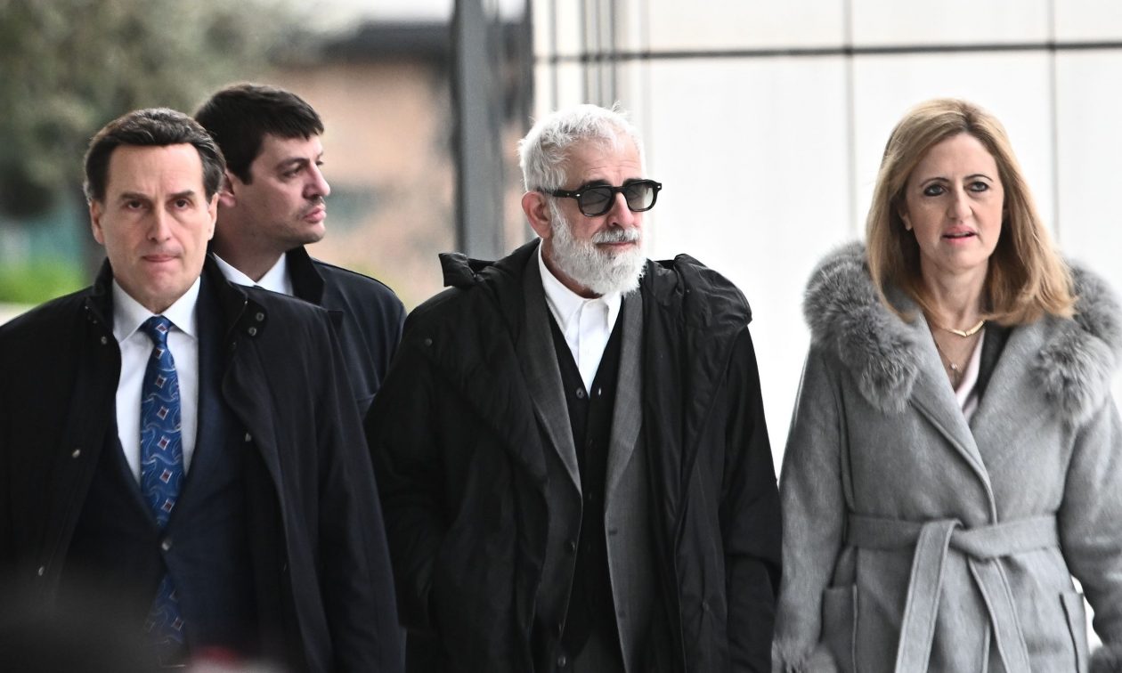 Πέτρος Φιλιππίδης: Συνεχίζεται η κατάθεση της δεύτερης καταγγέλλουσας