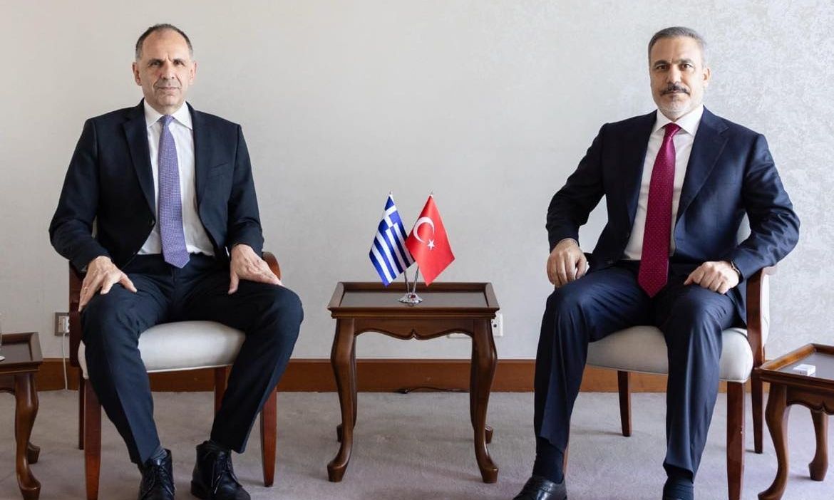 Συνάντηση Γεραπετρίτη-Φιντάν στο περιθώριο της πενταμερούς για το Κυπριακό