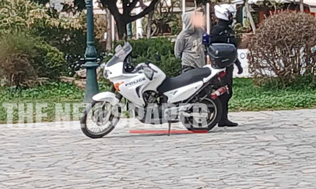 Βόλος: Στο Ψυχιατρείο ο 22χρονος επιδειξίας του Αναύρου – Είχε μαζί του και τσεκούρι