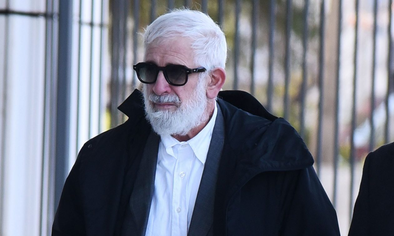Πέτρος Φιλιππίδης: Συνεχίζεται η δίκη του ηθοποιού για τις δύο απόπειρες βιασμού
