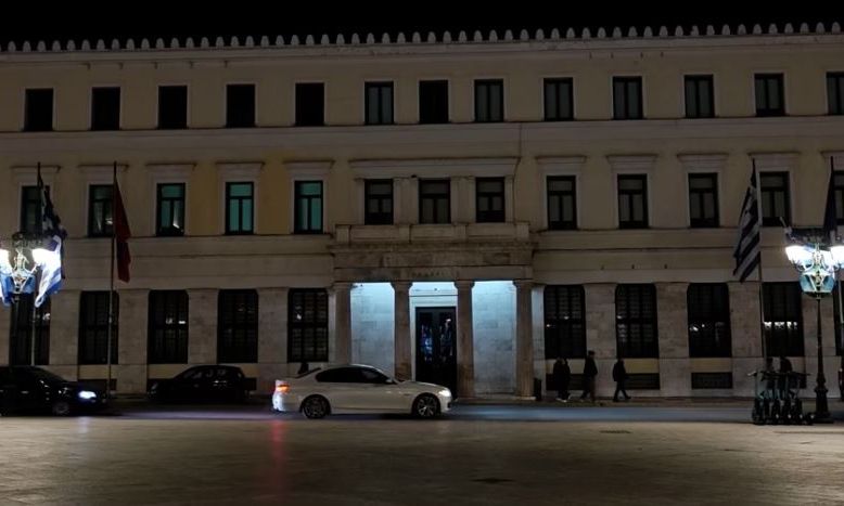 «Ώρα της Γης»: «Μπλακ άουτ» για καλό σκοπό σε Ακρόπολη, δημαρχείο και άλλα κτίρια