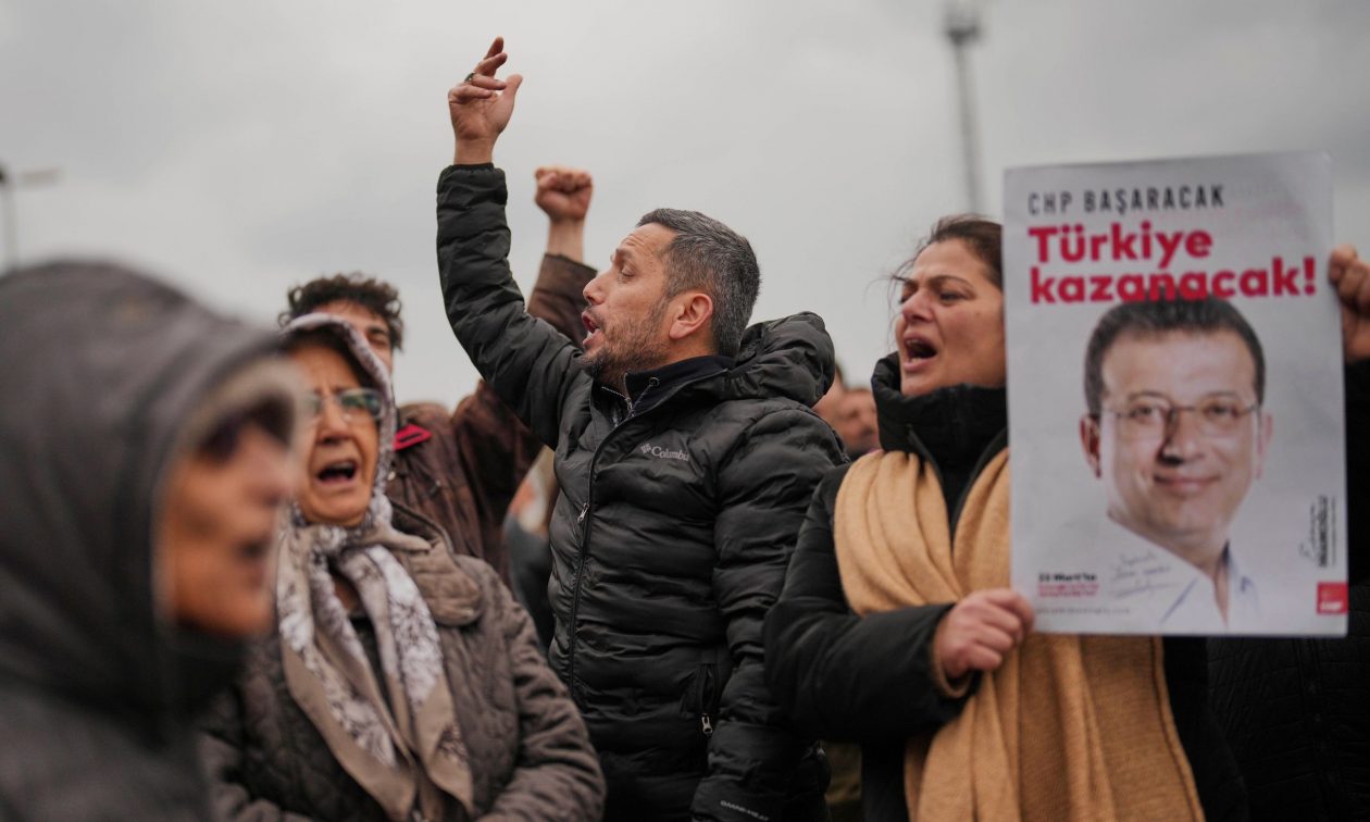 Τουρκία: Ο ΟΗΕ εκφράζει «μεγάλη ανησυχία» για τις μαζικές συλλήψεις – Ζητά ενδελεχείς έρευνες
