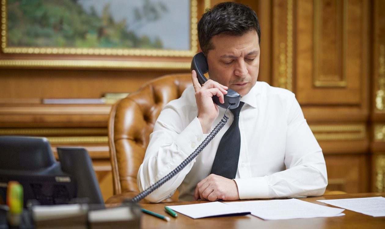 Ουκρανία – Ζελένσκι: Το Κίεβο θα εφαρμόσει τις συμφωνίες που ανακοίνωσαν οι ΗΠΑ