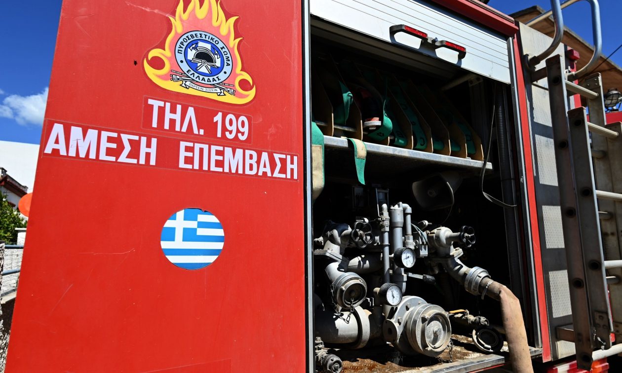 Χολαργός: Φωτιά σε εργοτάξιο της ΕΥΔΑΠ – Ενδείξεις για εμπρησμό