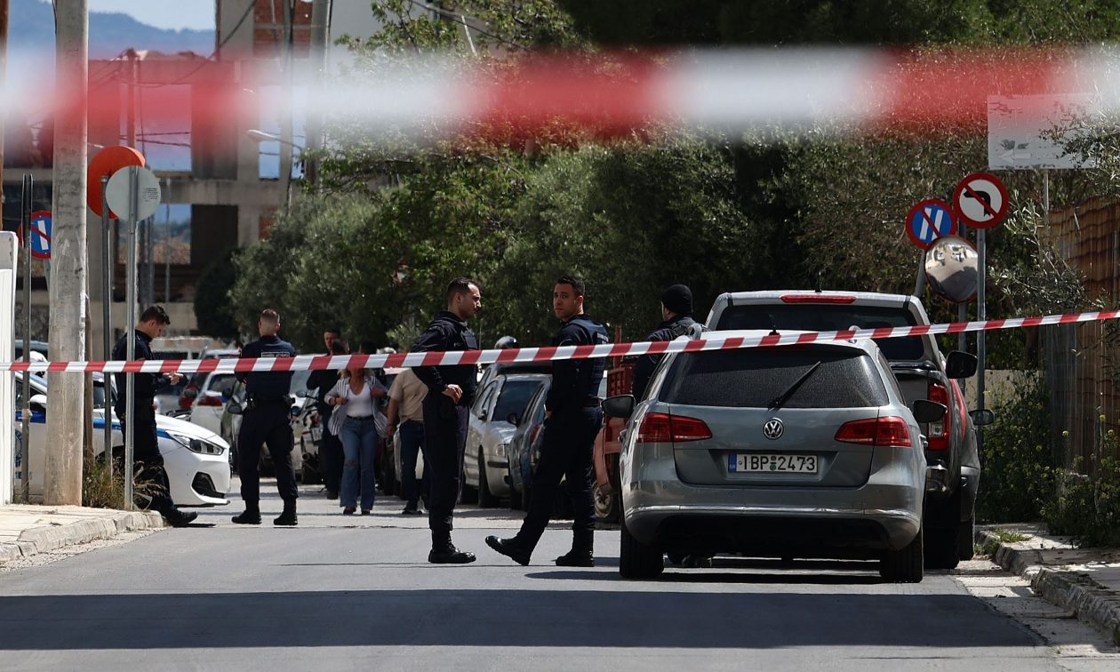 Κορωπί: Νοσηλεύονται εκτός κινδύνου ο δράστης της επίθεσης και ο ένας από τους τραυματίες