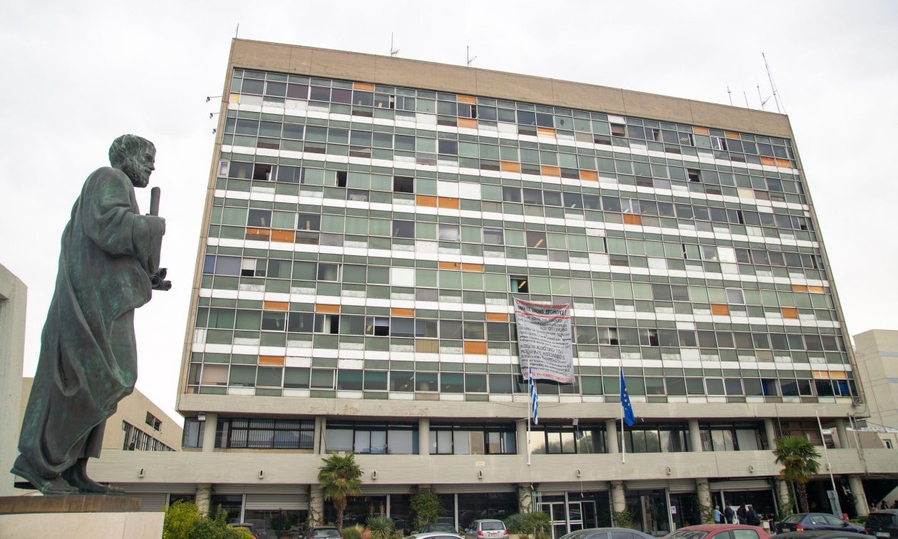 Θεσσαλονίκη: 32χρονη αποπειράθηκε να αυτοκτονήσει στις φοιτητικές εστίες