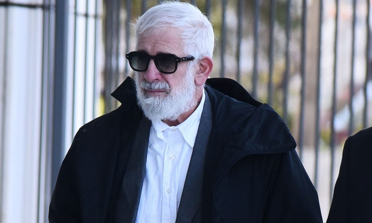 Δίκη Φιλιππίδη: «Έσπασε» στην κατάθεσή της Ελπίδα Νίνου – «Ο σύζυγός μου δεν ήταν ποτέ βίαιος»