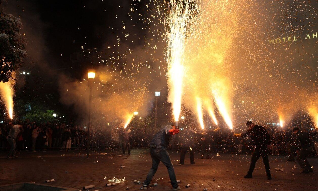 Ηράκλειο: Συνελήφθη 28χρονος που είχε 2.460 κροτίδες σπίτι του – Συνεχείς ελέγχοι ενόψει Πάσχα