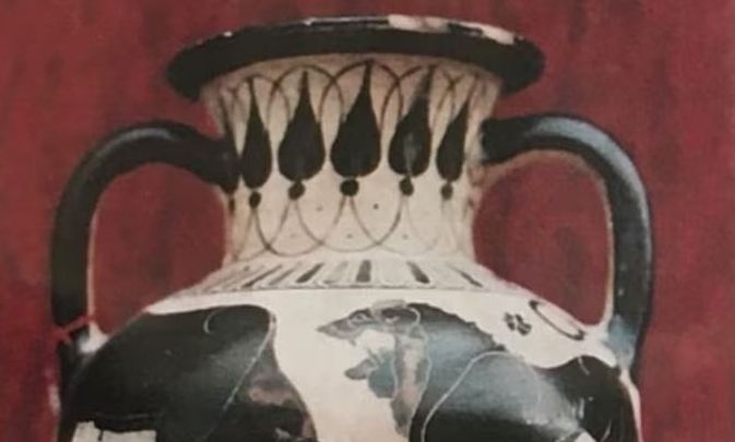 Αρχαιοελληνικός αμφορέας αποσύρθηκε από γκαλερί του Λονδίνου – Είχε «λεηλατηθεί» από ανασκαφή