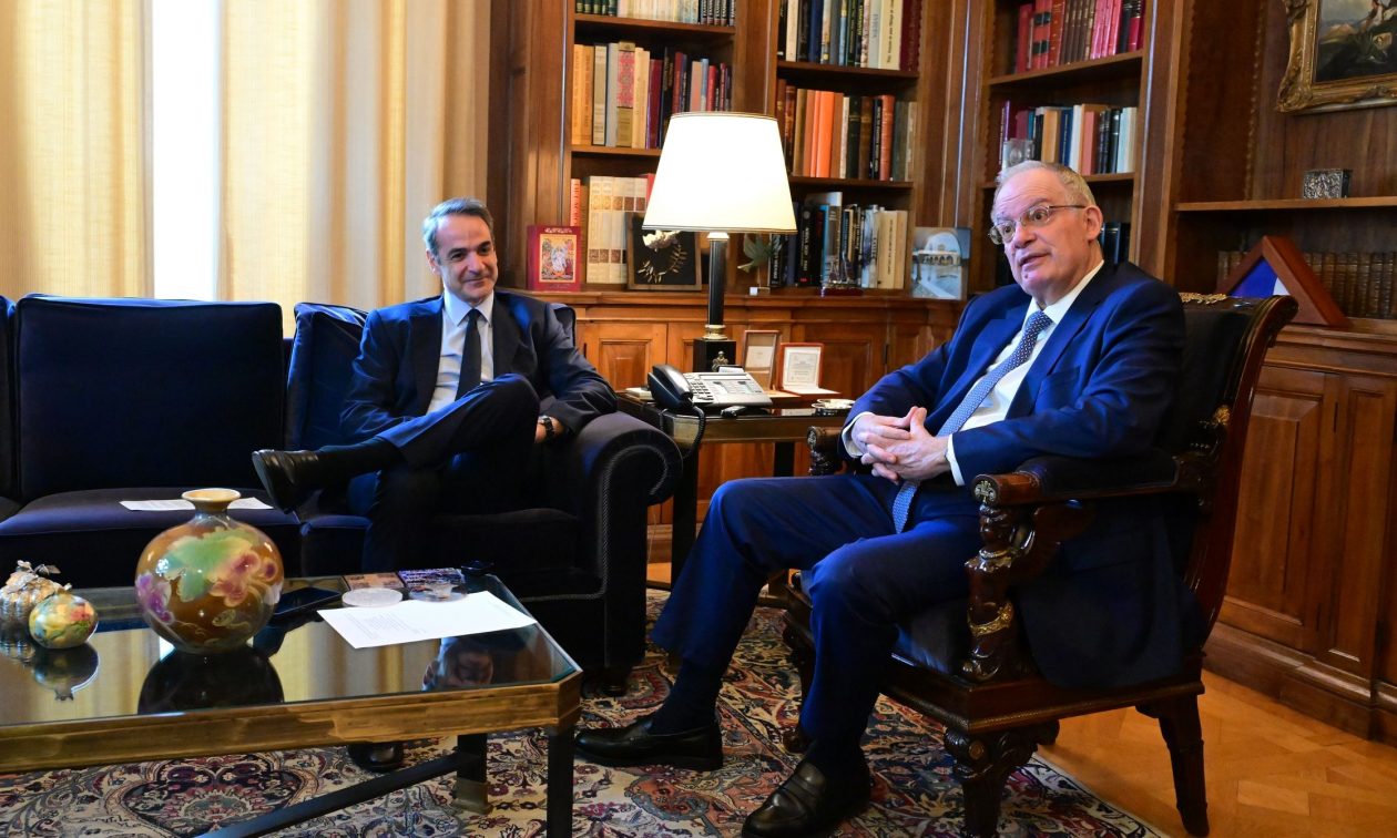Μητσοτάκης σε Τασούλα: Σημαντική η σταθερότητα της ελληνικής οικονομίας