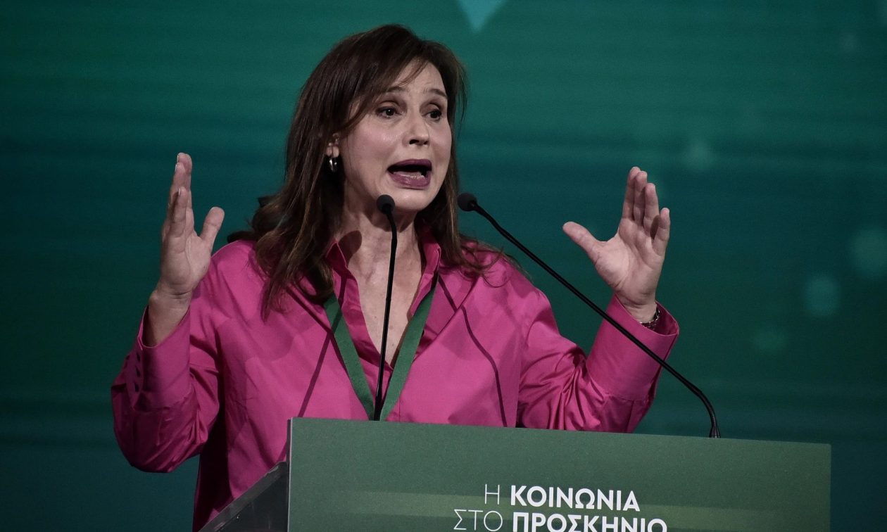 ΠΑΣΟΚ: Αναστολή κομματικής ιδιότητας της Μπατζελή για έναν χρόνο εισηγήθηκε η Επιτροπή Δεοντολογίας