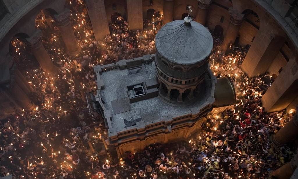 Πάσχα 2025: Η Τελετή Αφής του Αγίου Φωτός στα Ιεροσόλυμα – Δείτε live